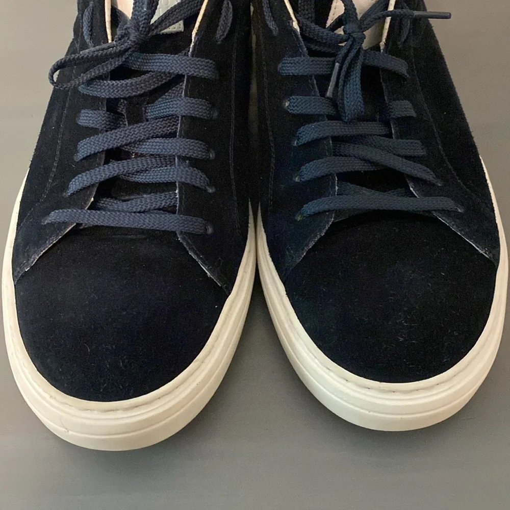 Brunello Cucinelli Navy Suede Sneakers with Cream Trim - Picture 6 of 8